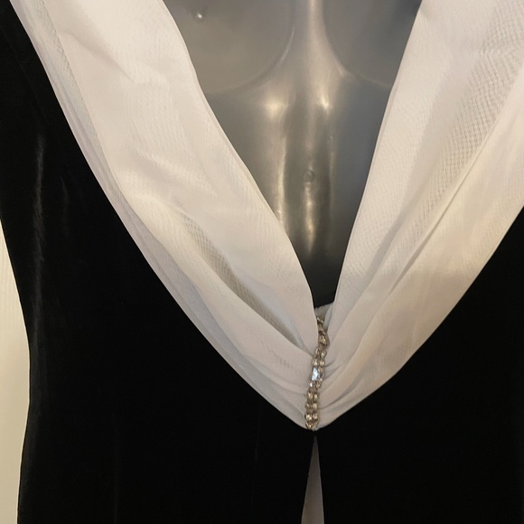 Night Way Collections Elegant VELVET Black and White Dress, size M,NWOT, VINTAGЕ - Picture 3 of 8